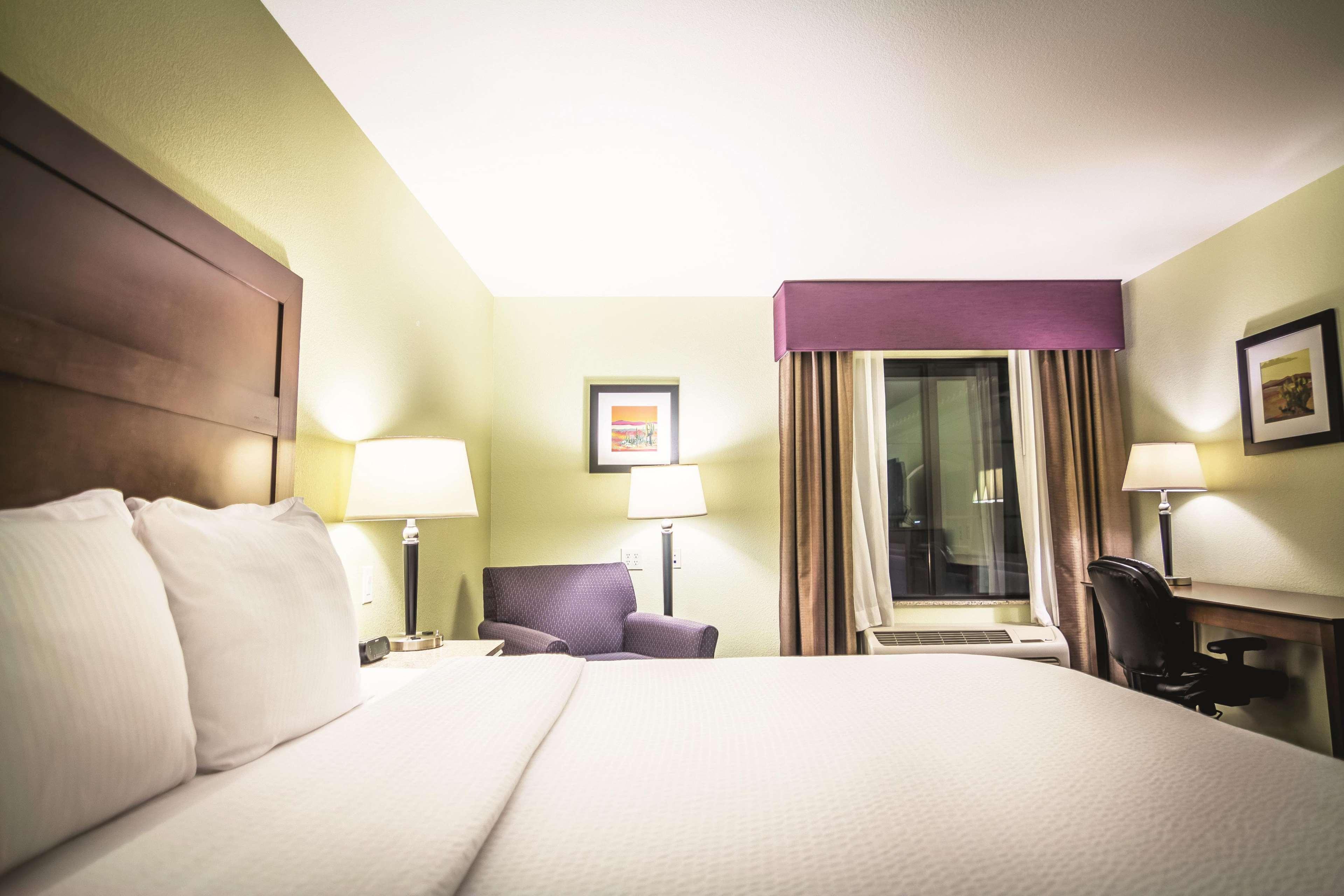 La Quinta By Wyndham Las Vegas Airport South Екстериор снимка