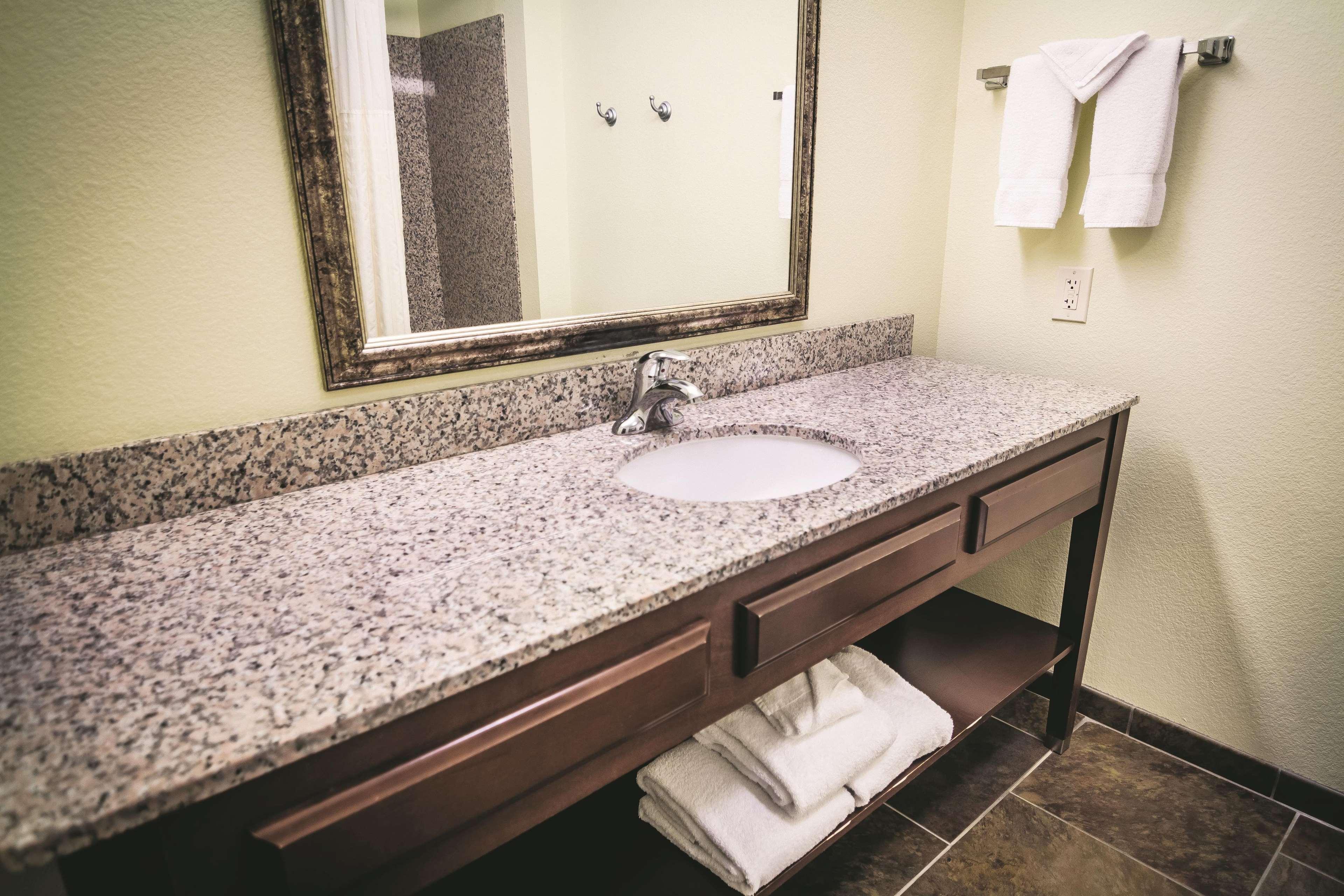 La Quinta By Wyndham Las Vegas Airport South Екстериор снимка