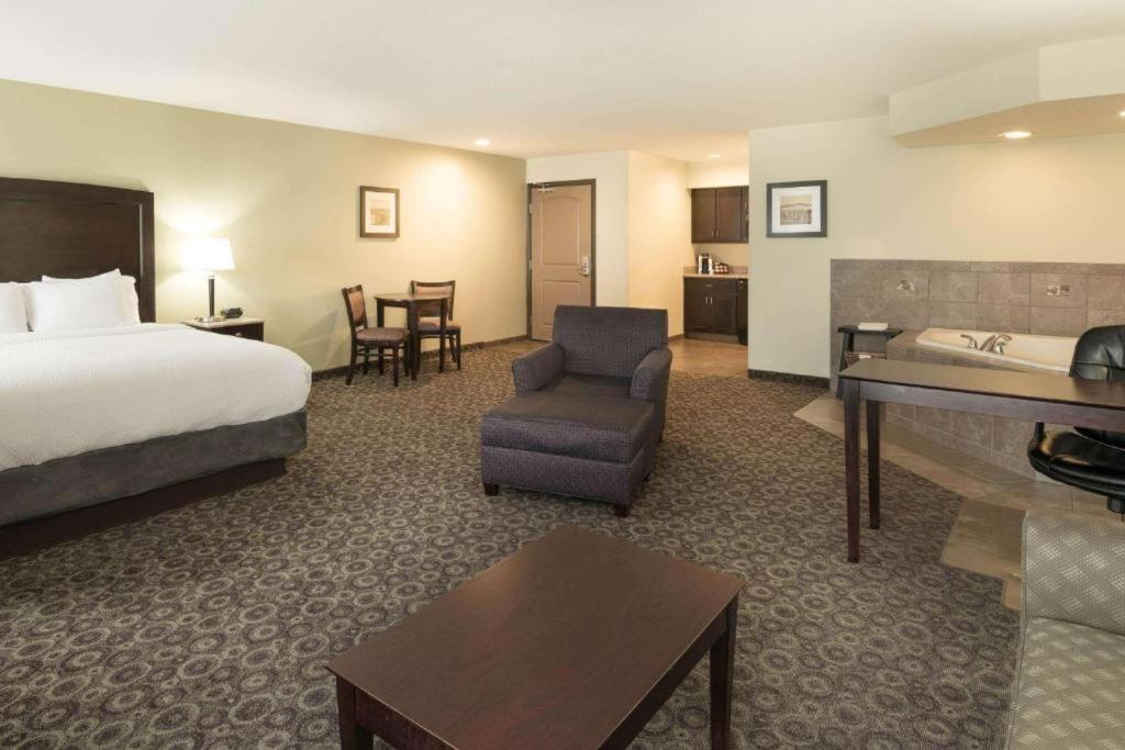 La Quinta By Wyndham Las Vegas Airport South Екстериор снимка